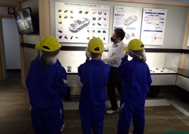 湖西中学校1年生工場見学